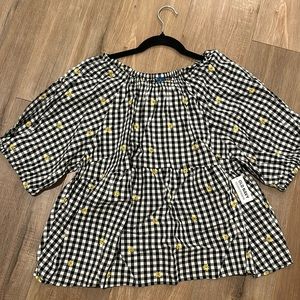 NWT Old Navy Daisy Black and White Plaid short sleeve Top size L